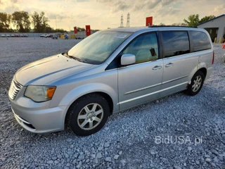 CHRYSLER TOWN & COUNTRY TOURING