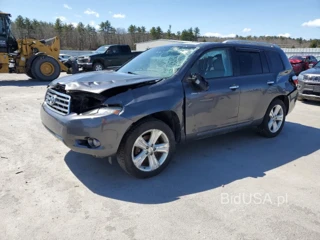 TOYOTA HIGHLANDER LIMITED