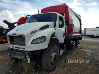 FREIGHTLINER M2