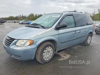 CHRYSLER TOWN & COUNTRY