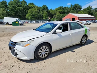 TOYOTA CAMRY HYBRID LE