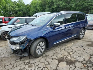 CHRYSLER PACIFICA HYBRID LIMITED