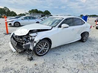 LEXUS IS 200T