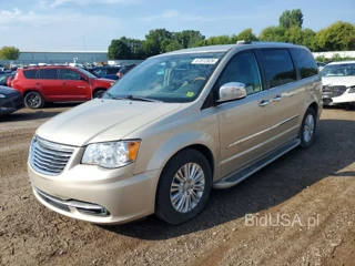CHRYSLER TOWN & COUNTRY LIMITED