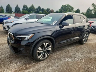 VOLVO XC40 PLUS