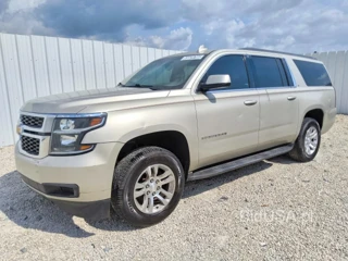 CHEVROLET SUBURBAN C1500 LT
