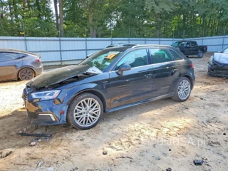 AUDI A3 E-TRON PREMIUM PLUS