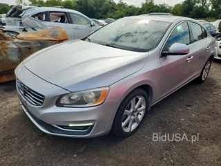 VOLVO S60 PREMIER