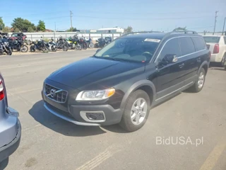 VOLVO XC70 3.2