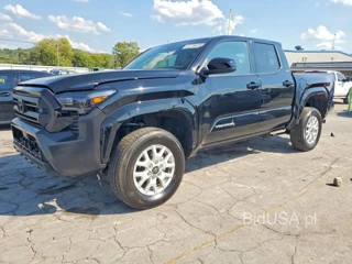 TOYOTA TACOMA SR5