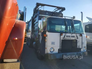 AUTOCAR LLC XPEDITOR