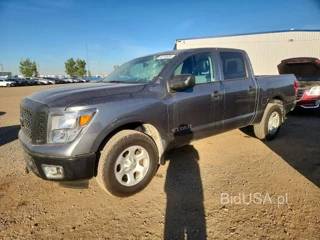 NISSAN TITAN S