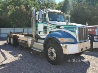 PETERBILT 348