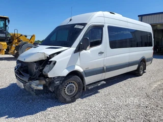 MERCEDES-BENZ SPRINTER 2500