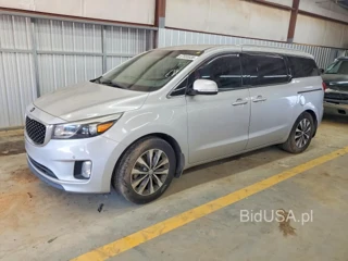 KIA SEDONA SX