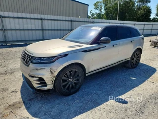 LAND ROVER RANGE ROVER VELAR R-DYNAMIC SE