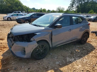 NISSAN KICKS SR