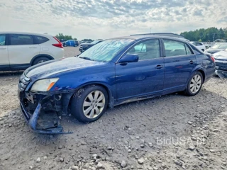 TOYOTA AVALON XLS