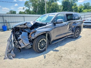 TOYOTA SEQUOIA SR5