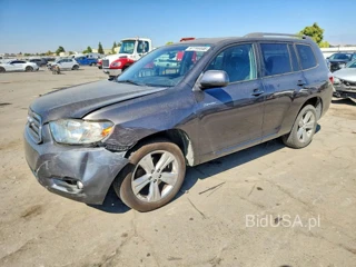 TOYOTA HIGHLANDER SPORT