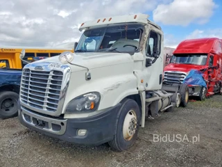 FREIGHTLINER CASCADIA 125