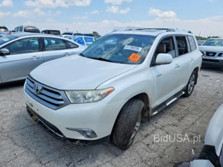 TOYOTA HIGHLANDER LIMITED