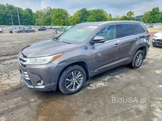 TOYOTA HIGHLANDER HYBRID XLE