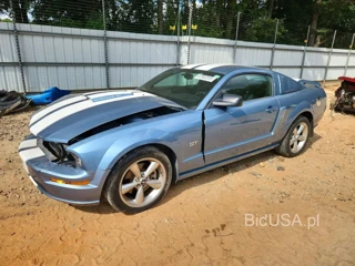 FORD MUSTANG GT