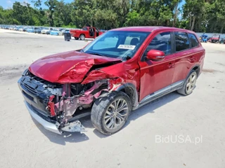 MITSUBISHI OUTLANDER SE