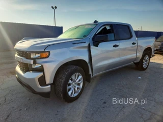 CHEVROLET SILVERADO K1500 CUSTOM