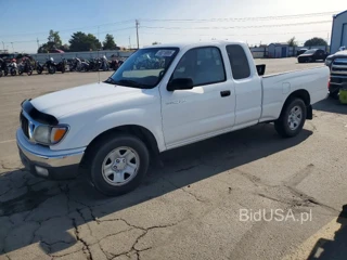 TOYOTA TACOMA
