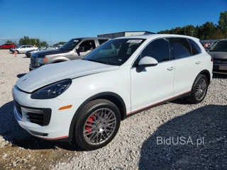 PORSCHE CAYENNE TURBO
