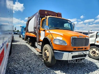 FREIGHTLINER M2