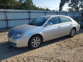 TOYOTA AVALON XL