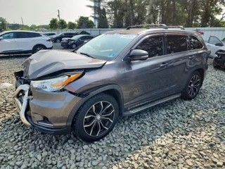 TOYOTA HIGHLANDER XLE