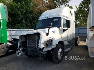 FREIGHTLINER CASCADIA 125
