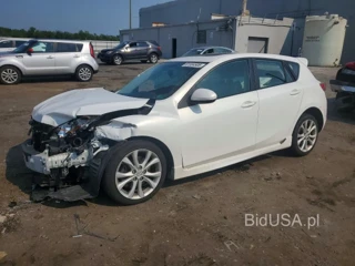 MAZDA 3 S
