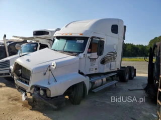 FREIGHTLINER CONVENTIONAL ST120