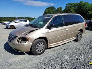 CHRYSLER TOWN & COUNTRY LIMITED