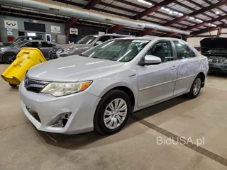 TOYOTA CAMRY HYBRID LE