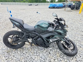KAWASAKI EX650 P
