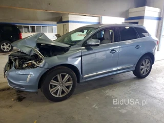 VOLVO XC60 T5 INSCRIPTION