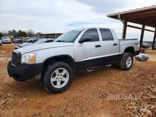 DODGE DAKOTA QUAD SLT