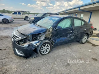 NISSAN VERSA SV