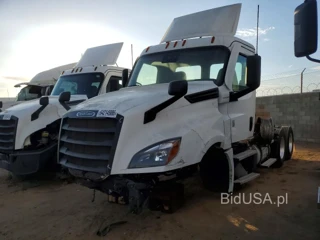 FREIGHTLINER CASCADIA 126