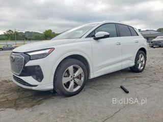 AUDI Q4 E-TRON PREMIUM PLUS