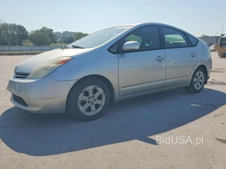 TOYOTA PRIUS BASE