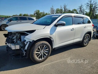 TOYOTA HIGHLANDER XLE