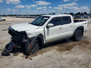 NISSAN FRONTIER PRO-4X