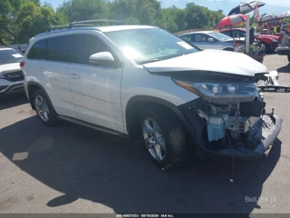 TOYOTA TOYOTA HIGHLANDER LIMITED